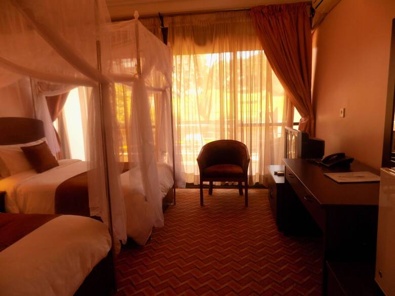 Hotel Entebbe Travelle'rs Inn