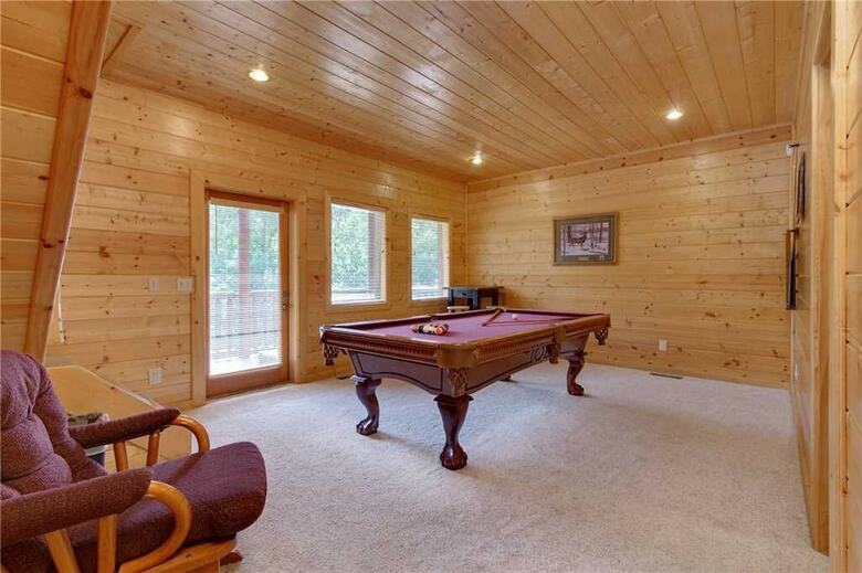 Cabana Changes In Latitude 4 Bedroom Home With Hot Tub