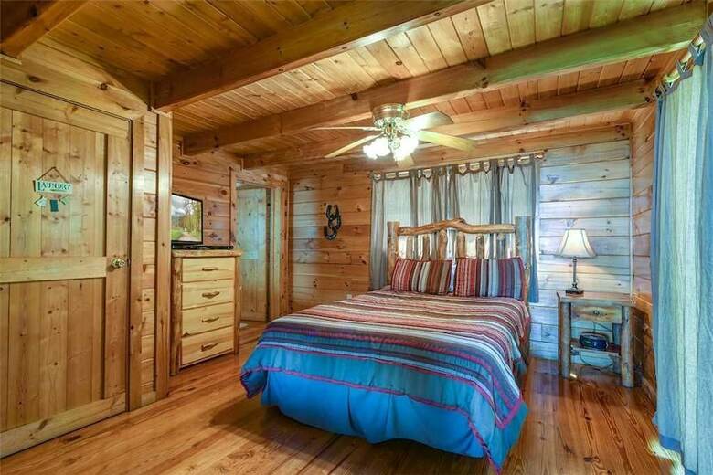 Cabana Solid Gold 1 Bedroom Home With Hot Tub