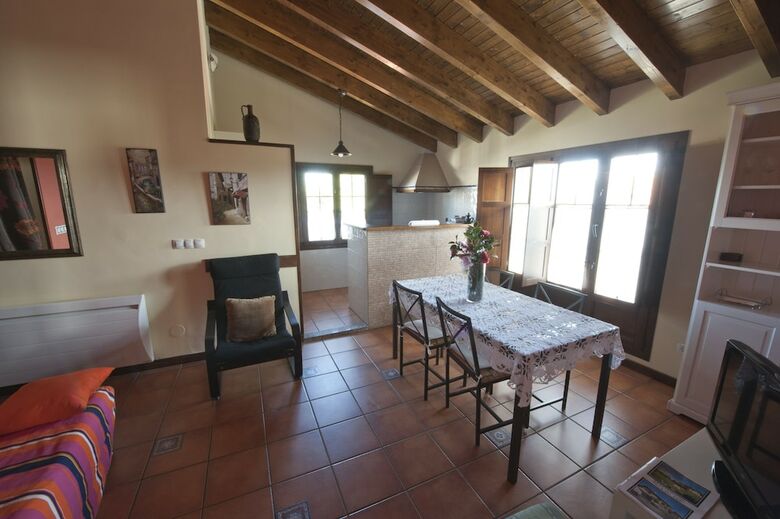 Apartamentos Rurales Villa De Sa�n