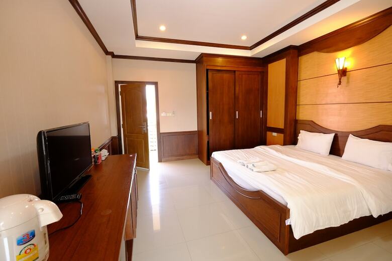 Hotel The Muk Lagoon