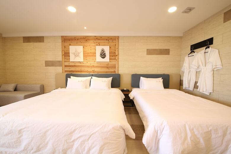 Star Hotel