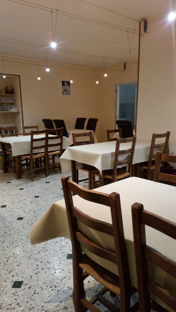 Hotel La Roseraie
