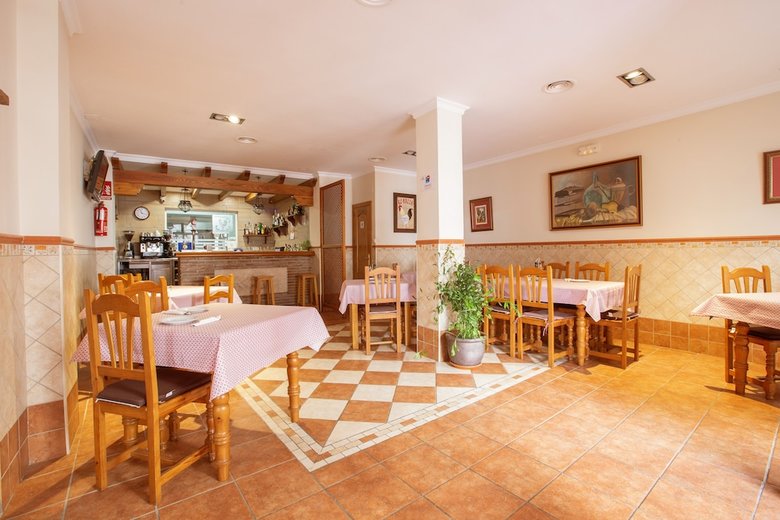 Hotel Hostal Apartamentos El Gallo