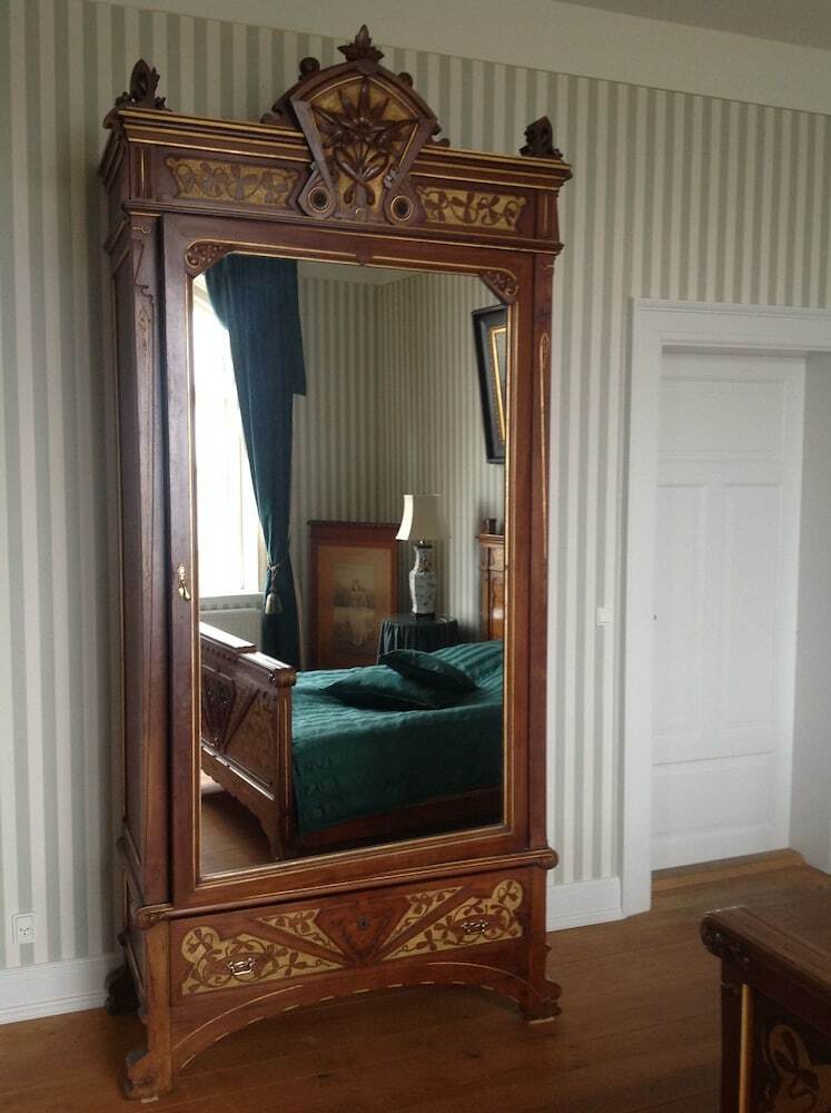 Aar�sund Badehotel