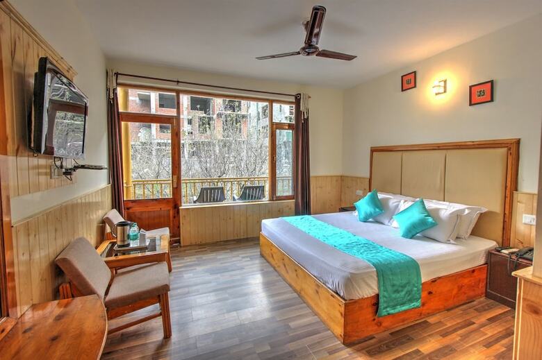 Hotel Mountain Face By Snow City Hotels