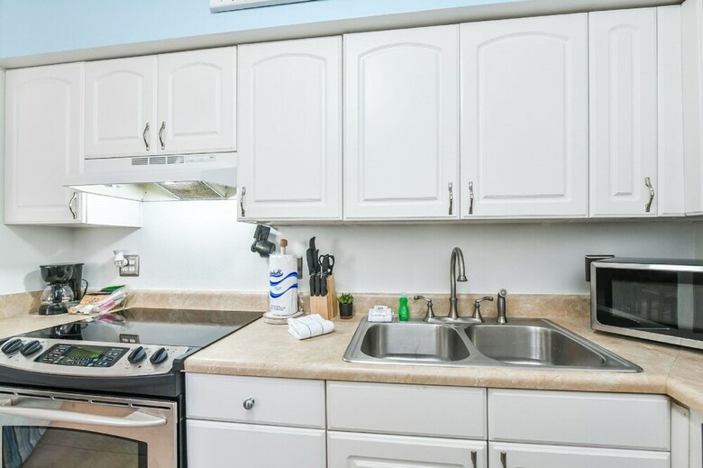 Apartamentos Lj's Cottages By Beachside Management