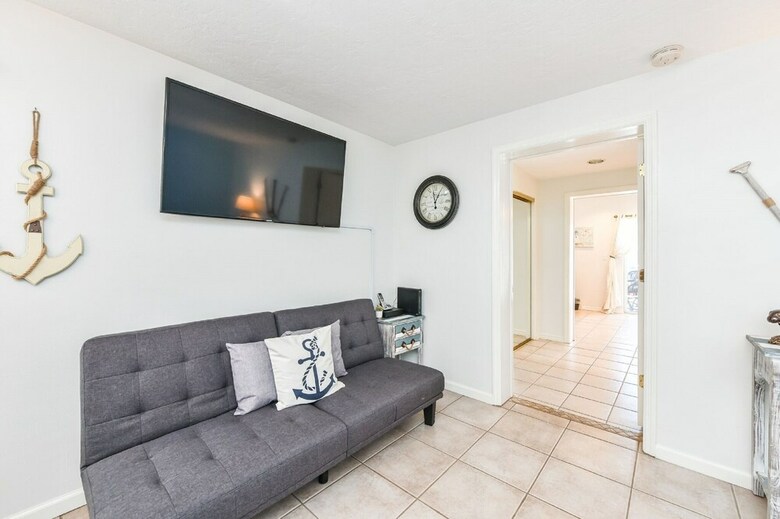 Apartamentos Lj's Cottages By Beachside Management