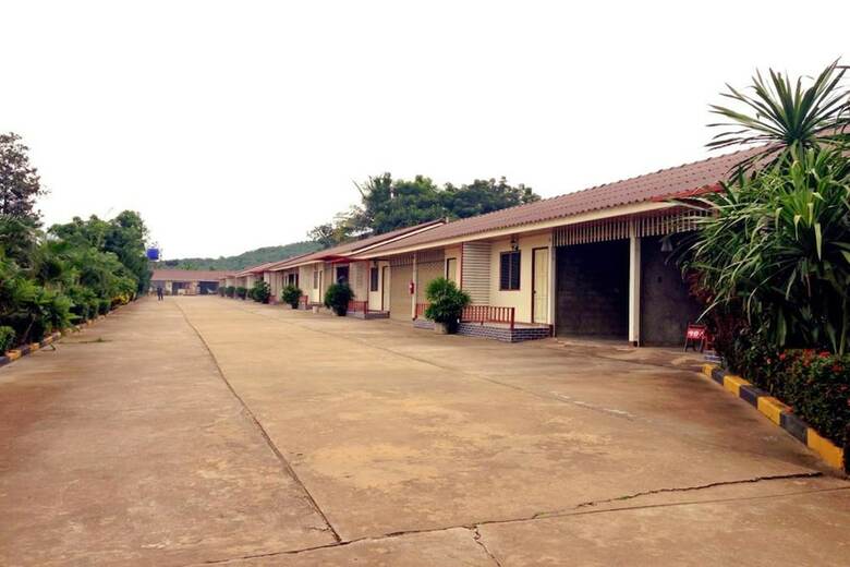 Hotel Zigzag Resort Mukdahan