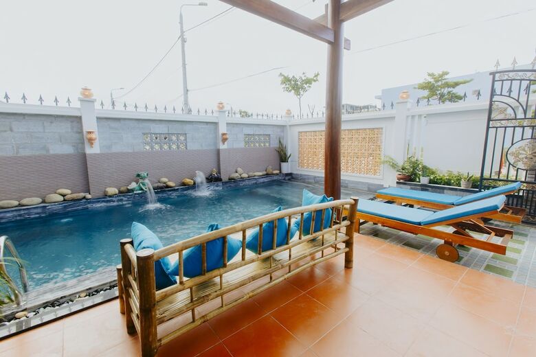 Hotel Home River Villa