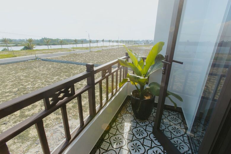 Hotel Home River Villa