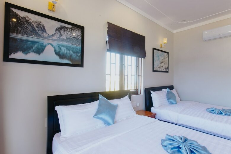 Hotel Home River Villa