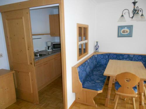 Hostal G�stehaus Wei�es R�ssl