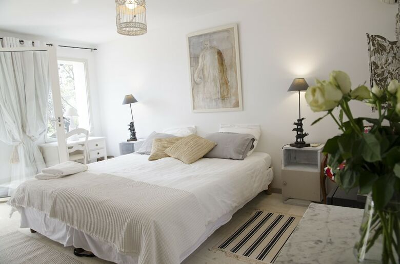 Bed & Breakfast L?�l�phant De Vaugines