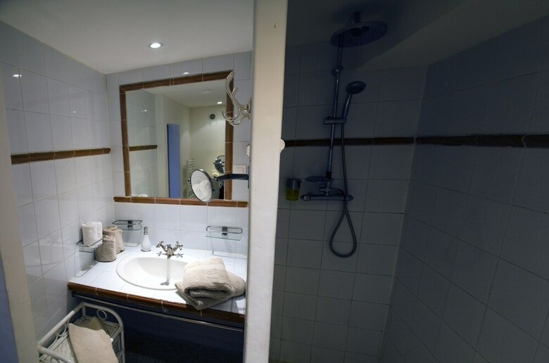 Bed & Breakfast L?�l�phant De Vaugines