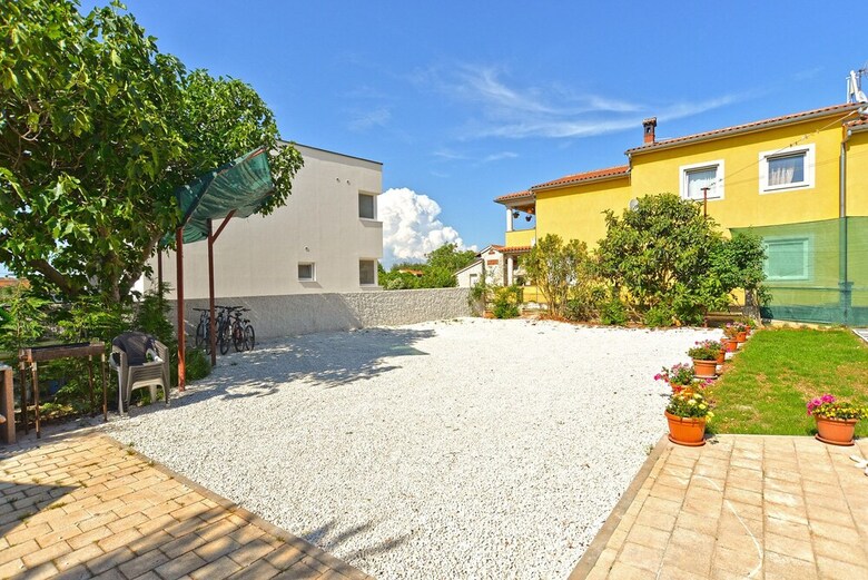 Apartment Vili 351