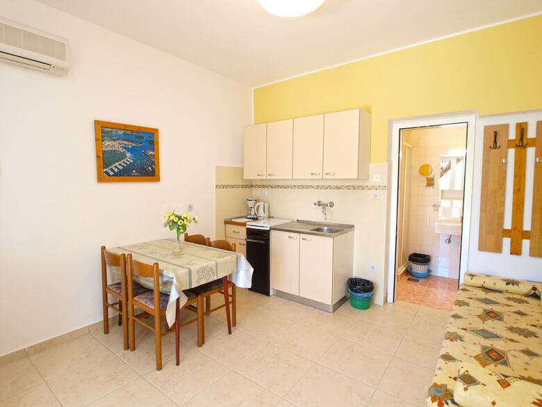 Apartment Neven 810
