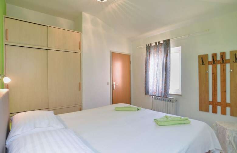 Apartment Neven 810