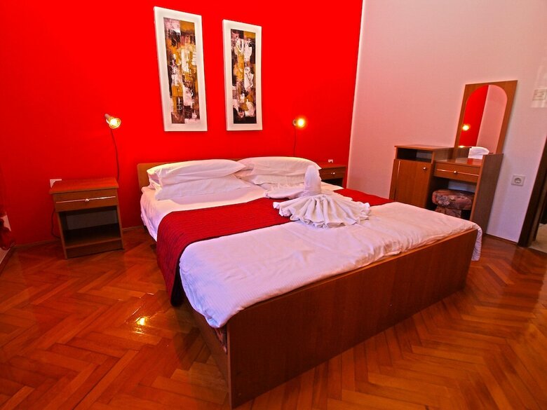 Apartments Maria 1021