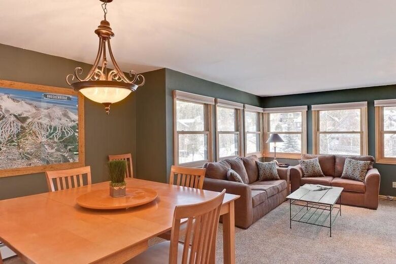 Longbranch #201 (condo With Pool & Hot Tub)