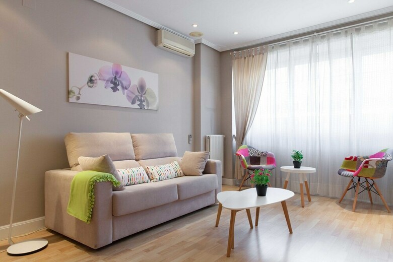 Avenida America Apartment