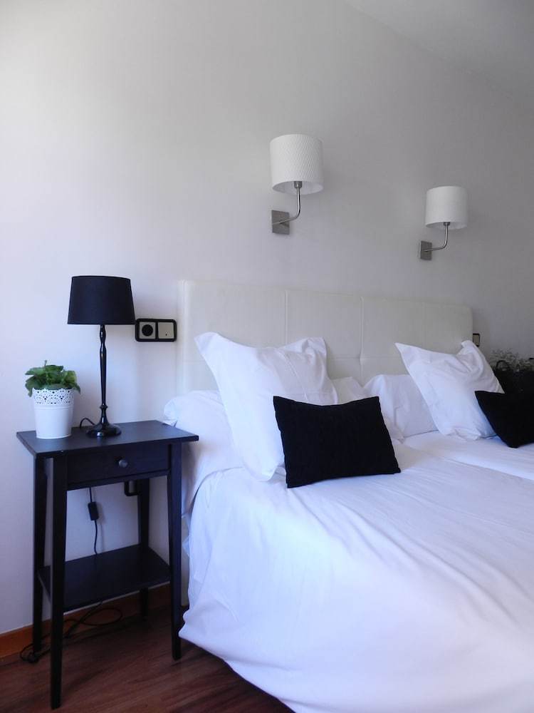 Hotel Hostal Carlos V