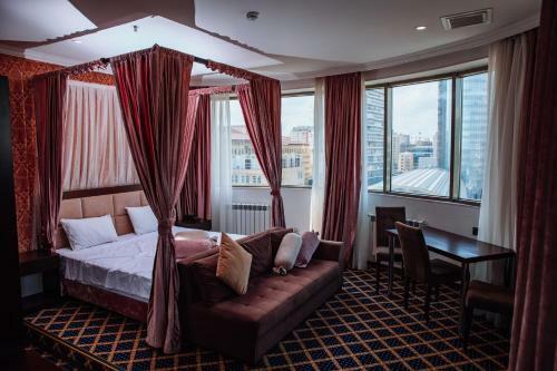 Corniche Family Hotel Baku