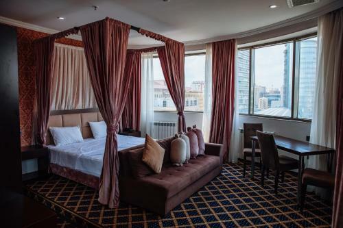 Corniche Family Hotel Baku