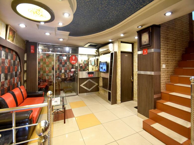 Apartamentos Oyo 11637 Hotel Novelty