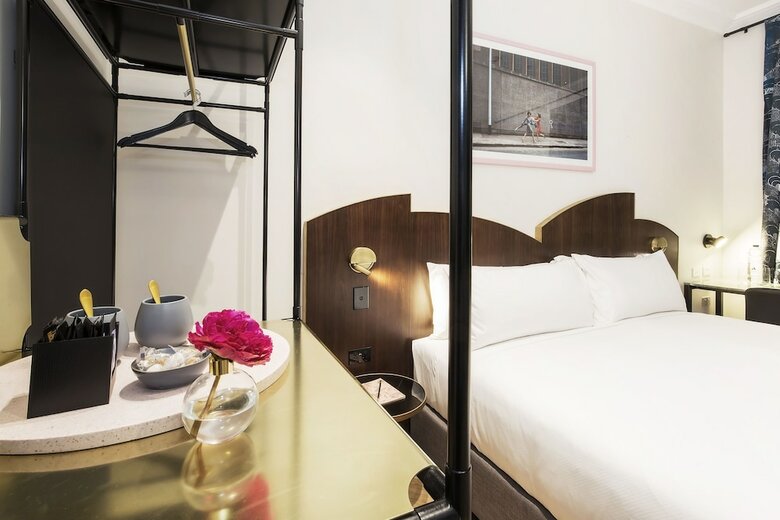 Little Albion, A Crystalbrook Collection Boutique Hotel