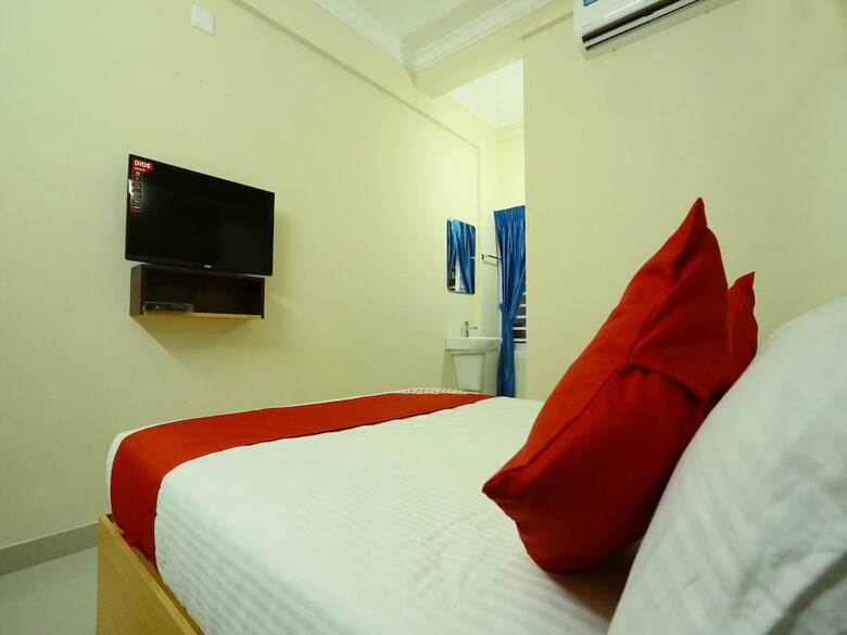 Hotel Oyo 11909 Star Plaza