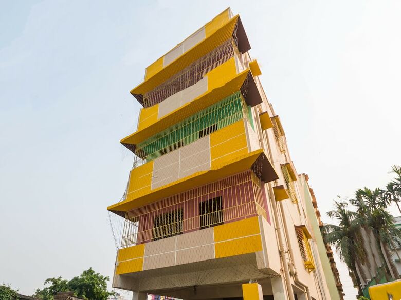 Hotel Oyo 11379 Jams Guest House
