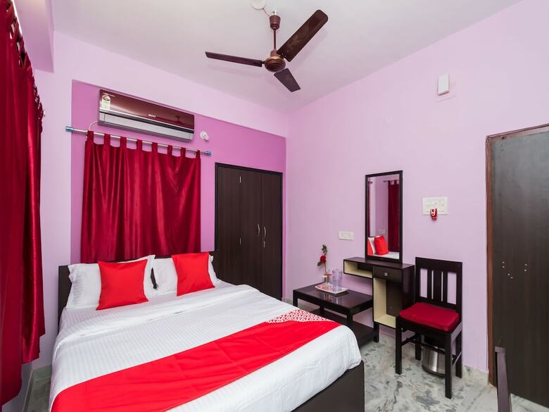 Hotel Oyo 11379 Jams Guest House