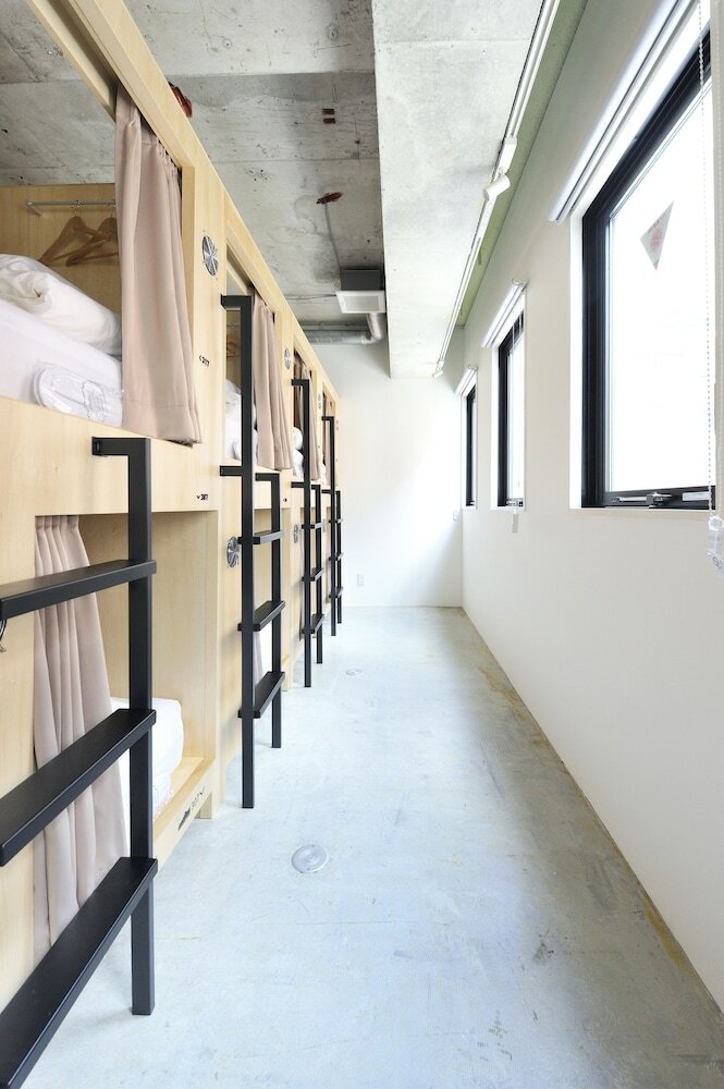 Hostal Catalyst Art Hotel Shinsaibashi