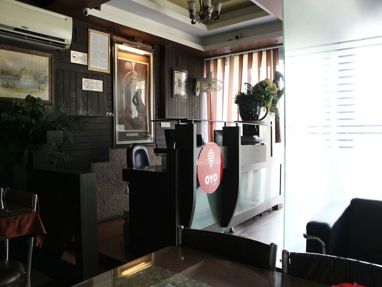 Hotel Oyo 3956 Home Stay Punjabi Handi