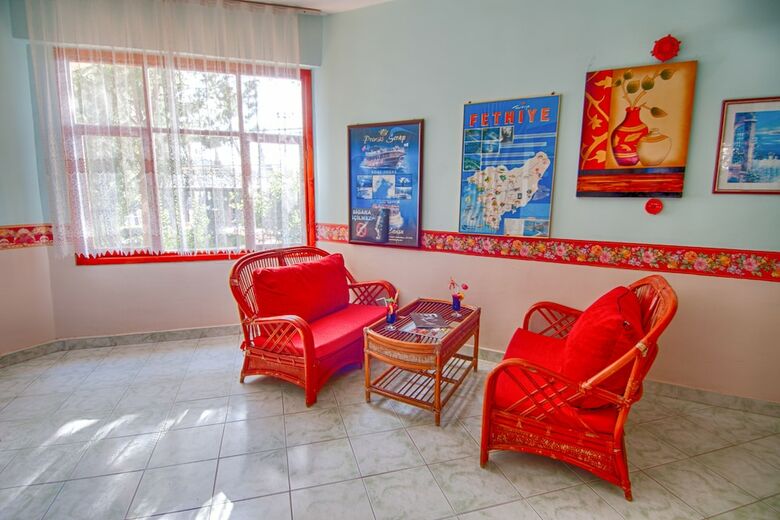 Grand Ruya Hotel
