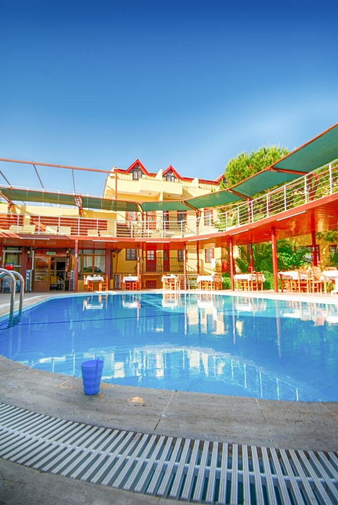 Grand Ruya Hotel