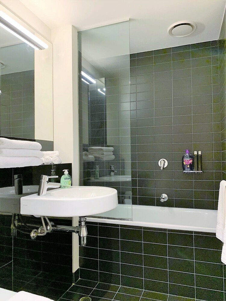 Apartamentos Readyset On Collins