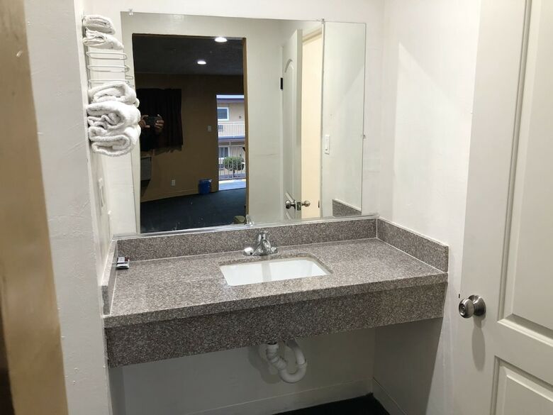 Hotel Los Angeles Inn & Suites - Lax