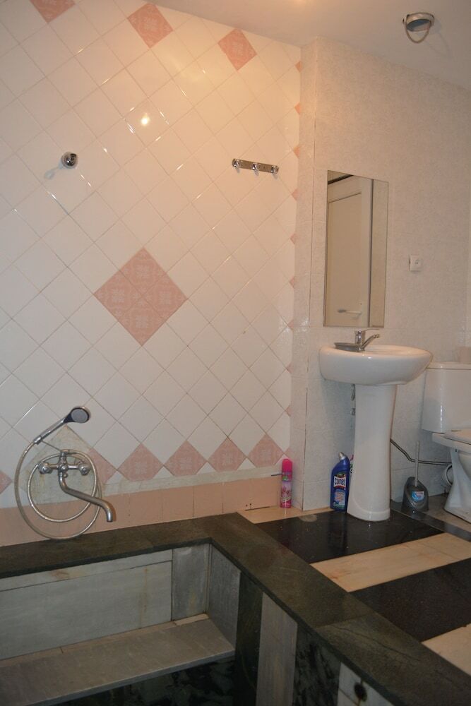 Hotel Dachi Inn