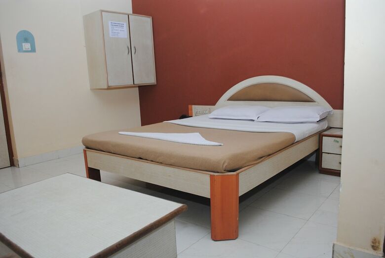 Hotel Pancharatna Paradise