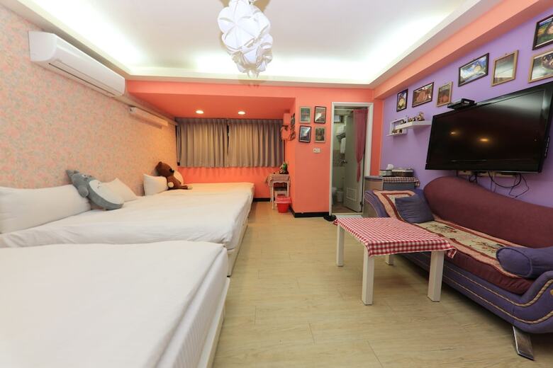 Hotel Feng Chia Europe 4