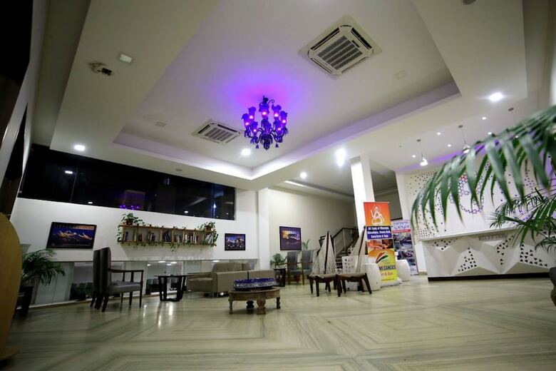 Hotel Namami Ganges Resort