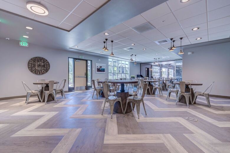 Hotel Best Western Premier Peppertree Inn At Bend