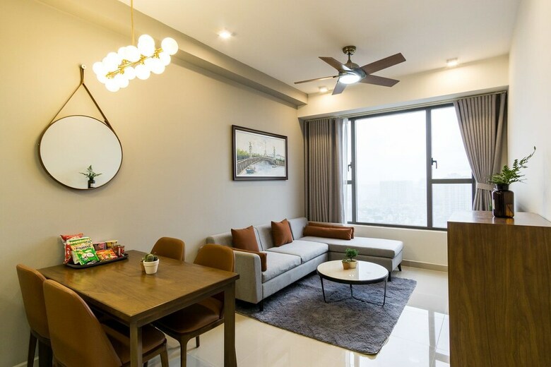 Rivergate Apartment