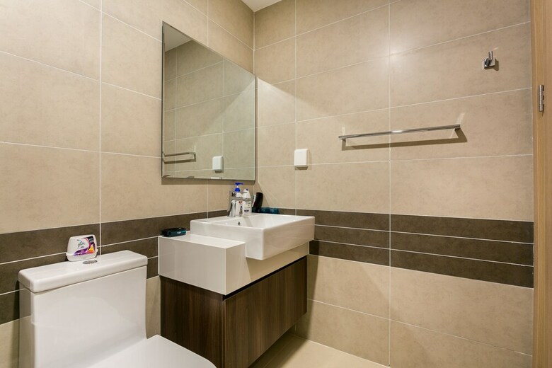 Rivergate Apartment
