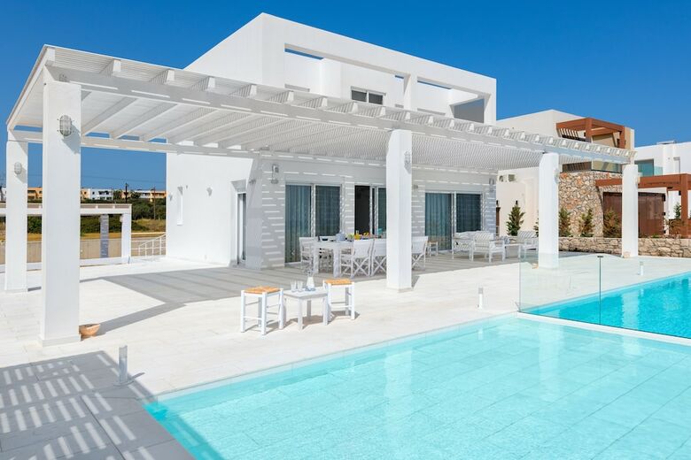 Maria & Nada Beachfront Villas
