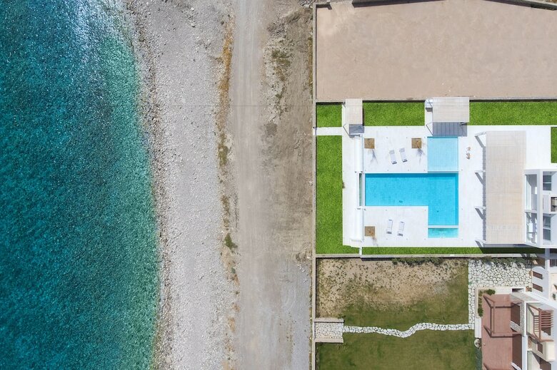 Maria & Nada Beachfront Villas
