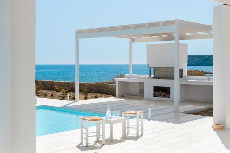 Maria & Nada Beachfront Villas