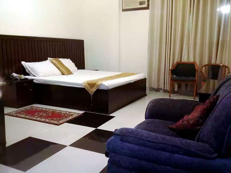 Hotel Shaira Garden Resorts